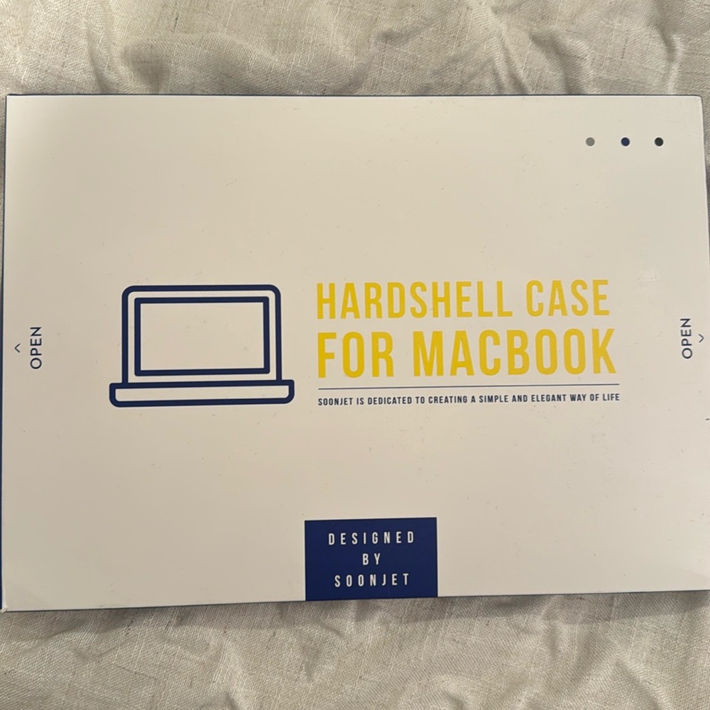 Macbook Air 13.6 Inch Case